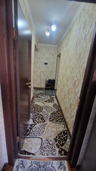 Продаётся 4х комн квартира на 2 этаже Ор-р  7 микрорайон