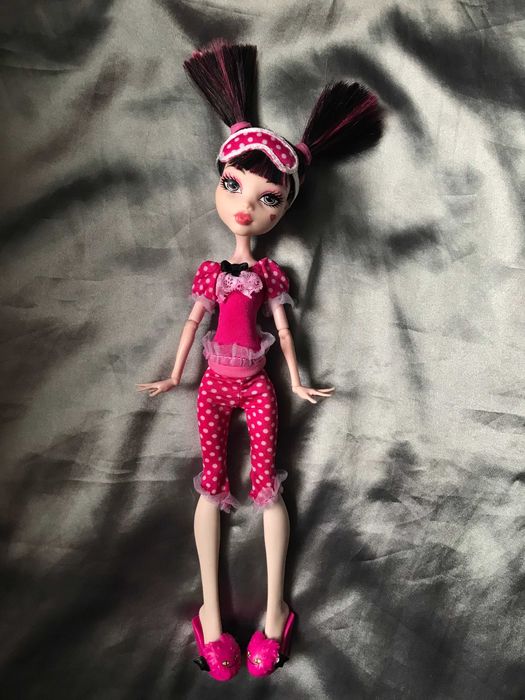 Кукла монстер хай monster high Дракулаура