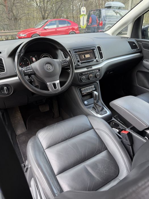 Vw Sharan Higline / 2.0-177 Cp / DSG / Panoramic / Bi-Xenon / 7 LOCURI