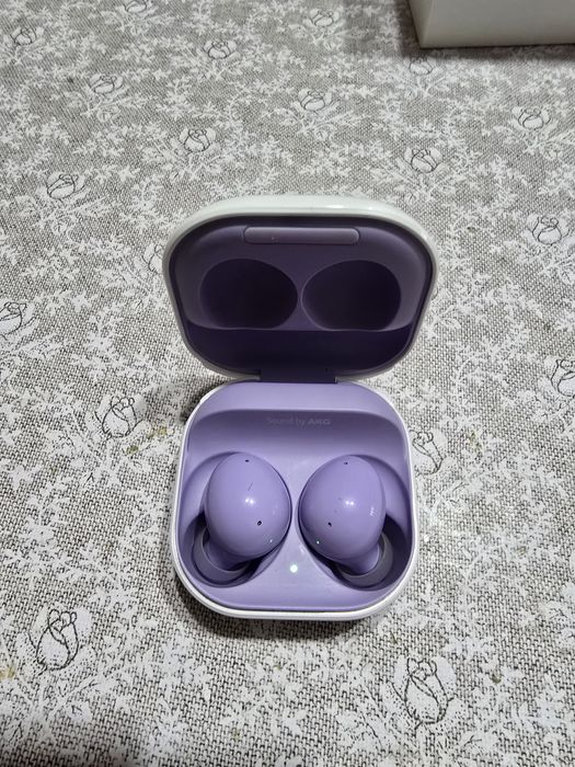 Samsung galaxy buds2