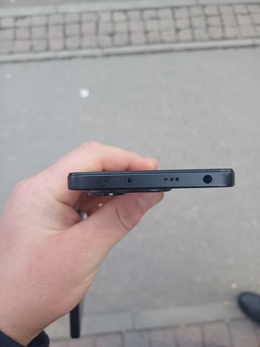 Redmi Note 14 256GB  Новый прям!!!