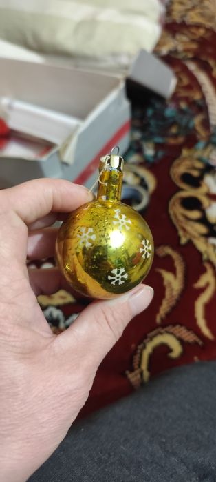 Продам ёлочные игрушки.