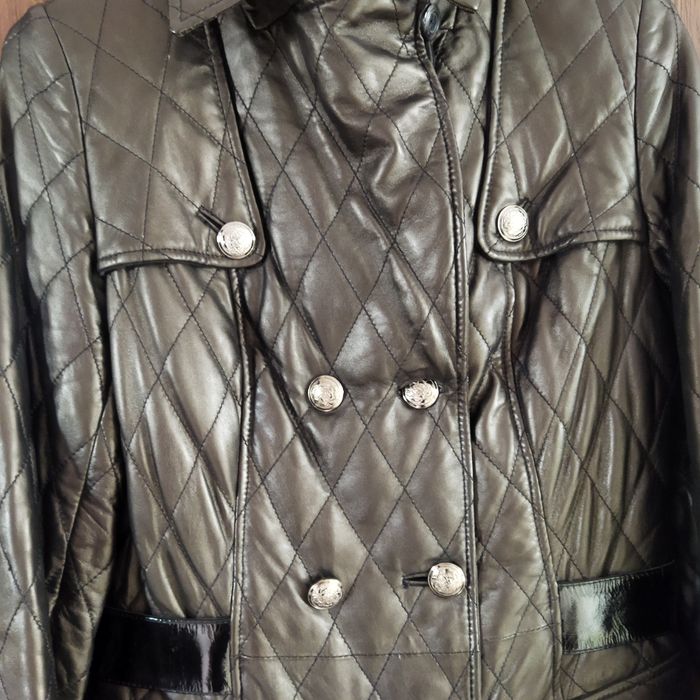 Продам женское кожаное пальто