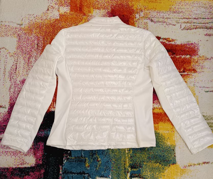 Дамско,олекотено  Яке!