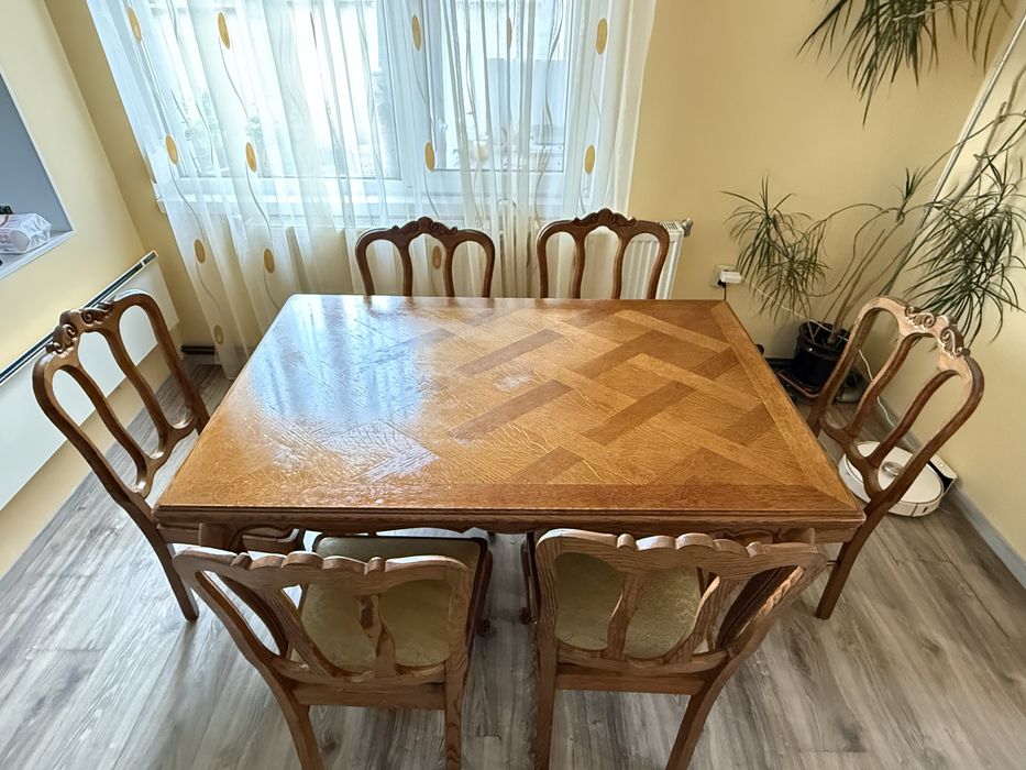 Трапезна маса( хол, трапезария, столове)