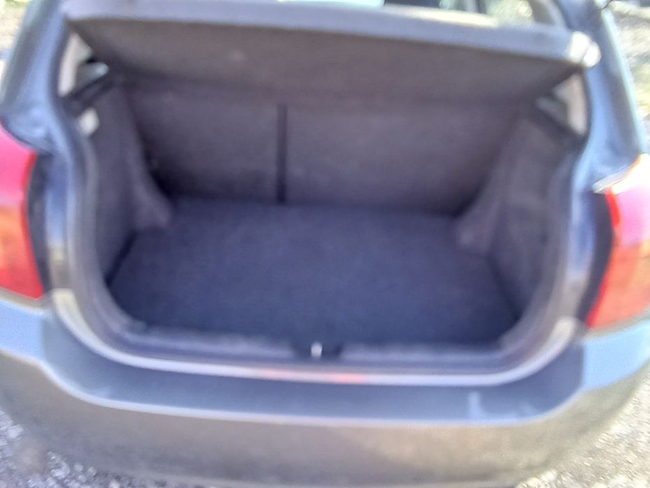 Продавам Toyota Corolla2. D4D 90кс 2003г