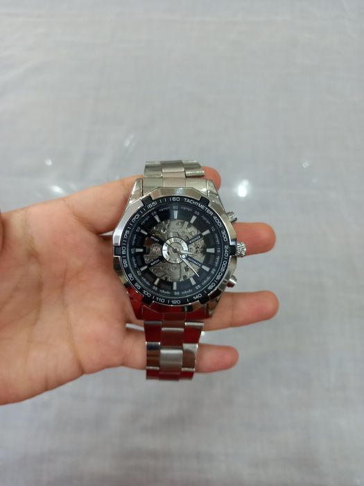 Erkaklar qo'l soati orginal Srochna