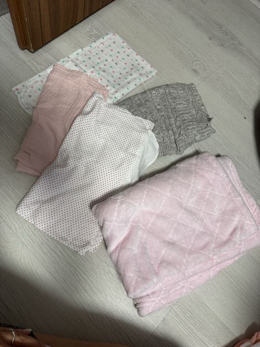 Lot combinezoane si paturici bebe 0-3 luni
