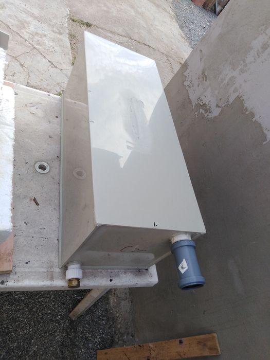 Cuve bazine fose rezervoare plastic