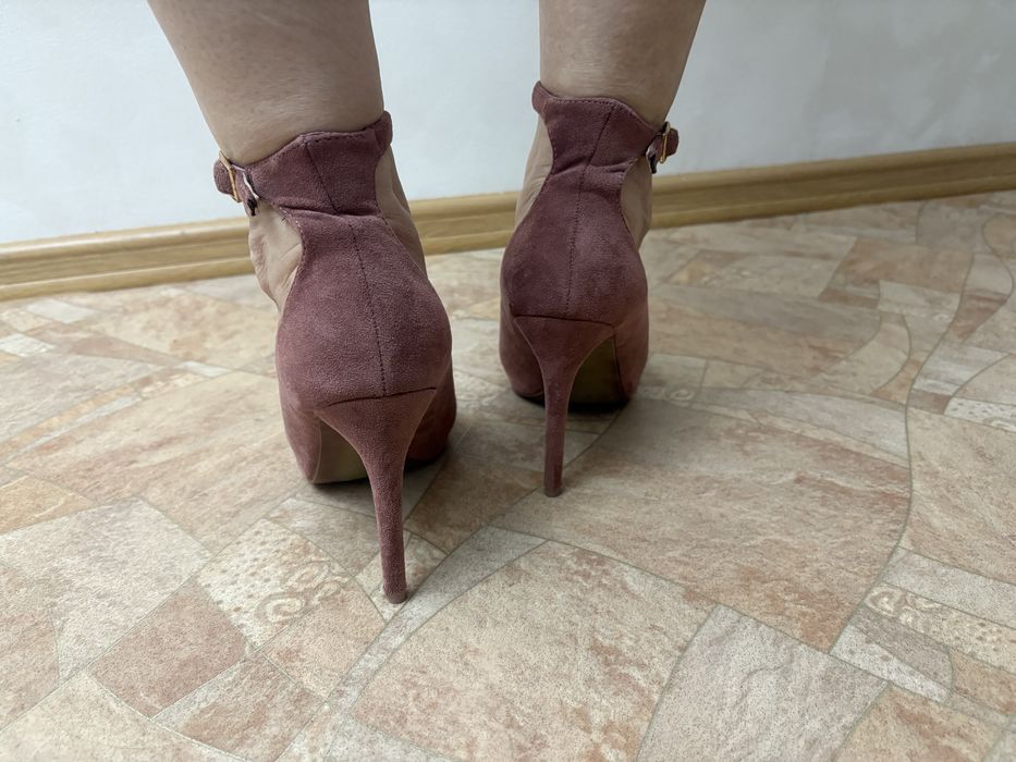 Продам новые туфли