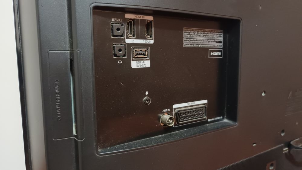 (DEFECT) Televizor LCD Samsung  80 cm (32 inchi)