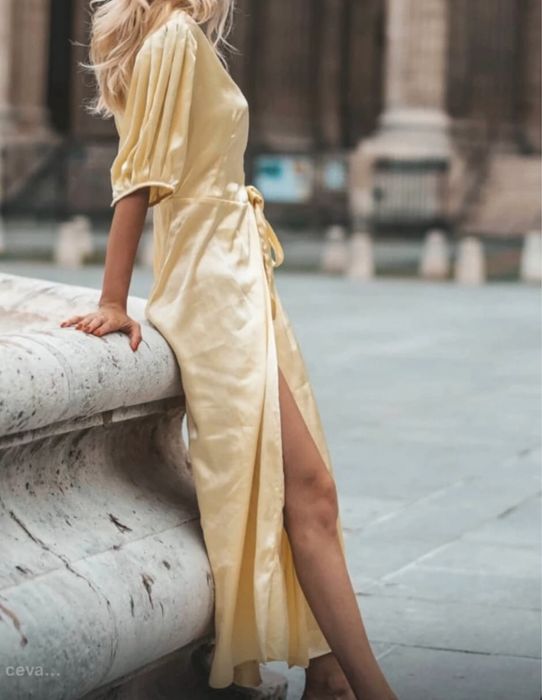 Rochie eleganta ,in stare foarte bună