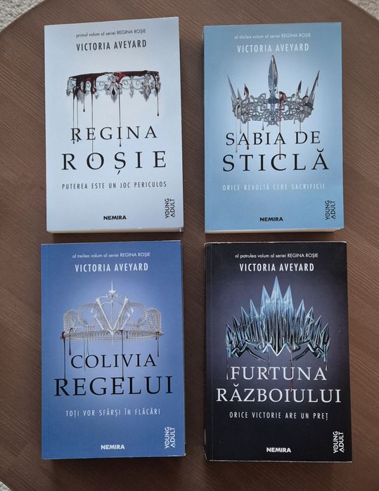 Cărți Victoria Aveyard