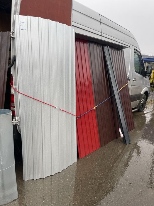 Tablă cutata colorata oferta 20 lei bucata