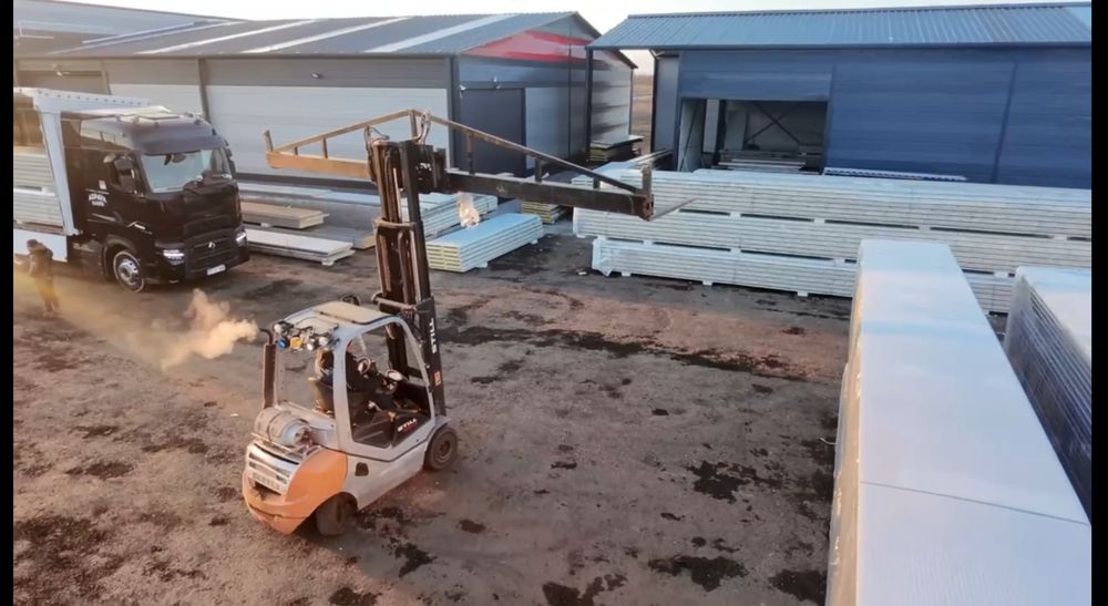 Panou sandwich STOC Acoperis /   Perete