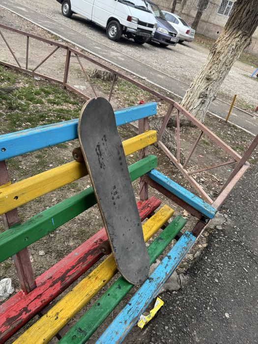 Скейтборд в хорошем состоянии