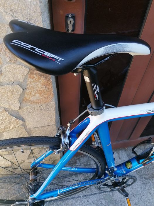Шосеен FOCUS Carbon, 2*10 Shimano 105