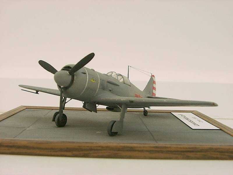 Сборная модель самолета Ла-9/11 (MPM, 1:72)