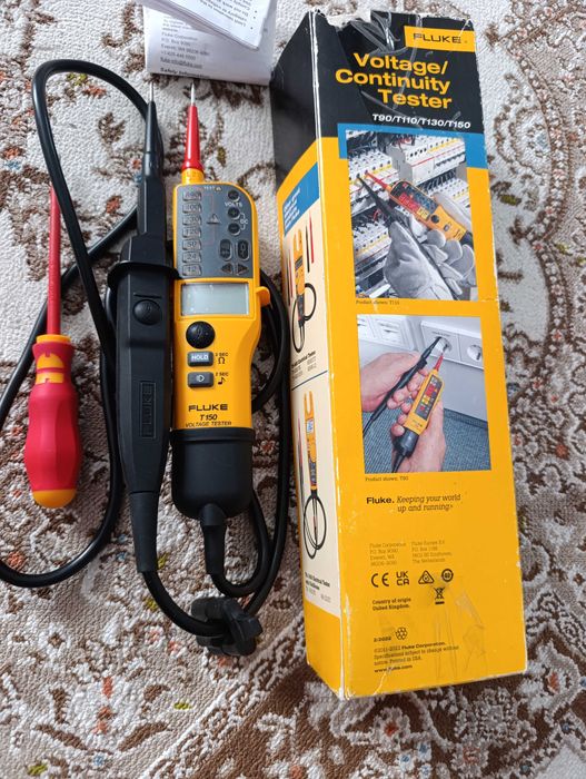 FLUKE T150 Voltage/Continuity Tester