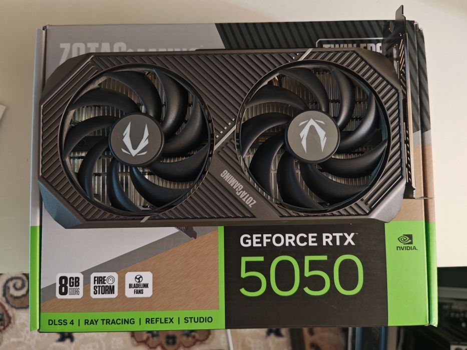 Видеокарта Zotac GeForce RTX 5050 GAMING Twin Edge в идеальном состоян