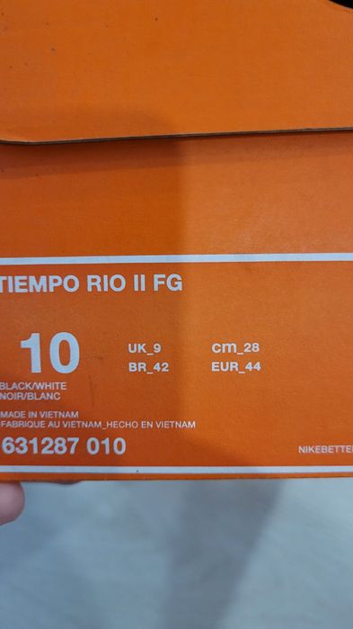 Бутонки Nike чисто нови