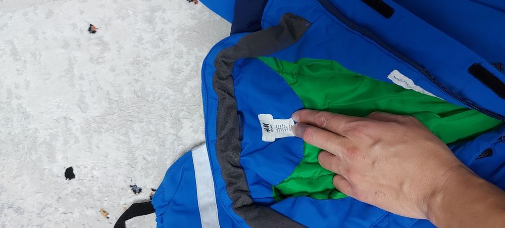 Combinezon copii mărimea 104