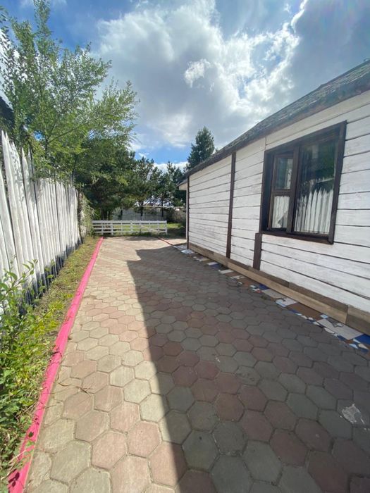 Сдам в аренду домик с баней.