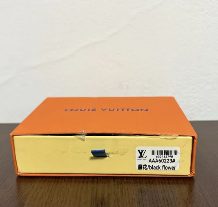 Portofel Louis Vuitton