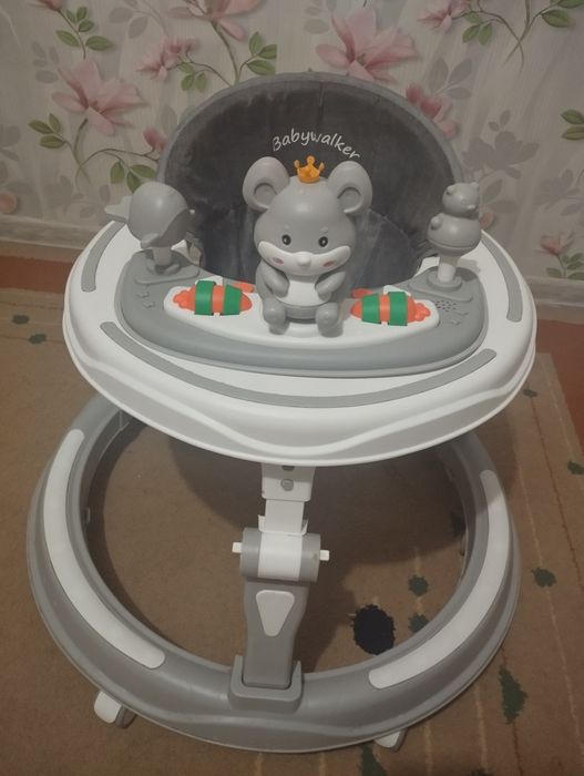 Продам Ходунки детские