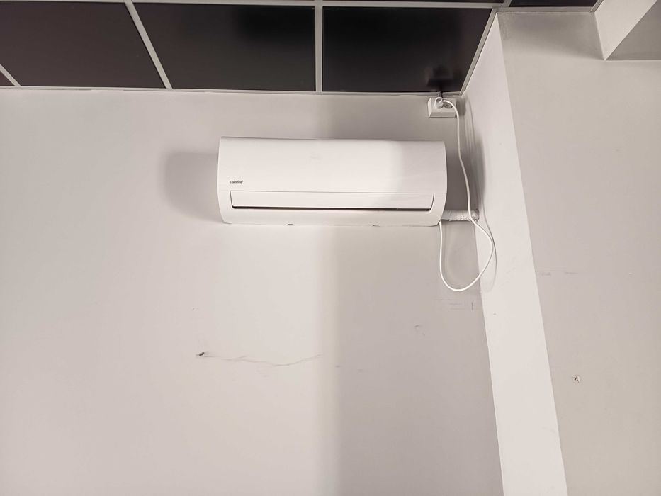 AC Comfee 12000 BTU 7buc. 2025