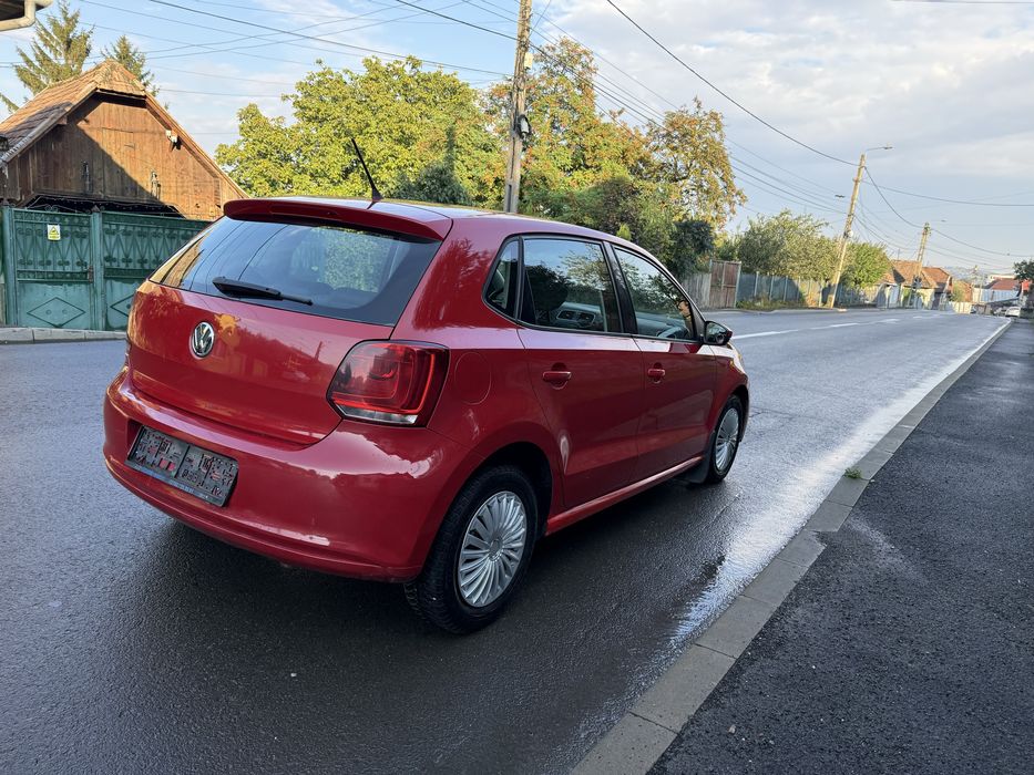 VOLKSWAGEN Polo 2011 — imagine 3