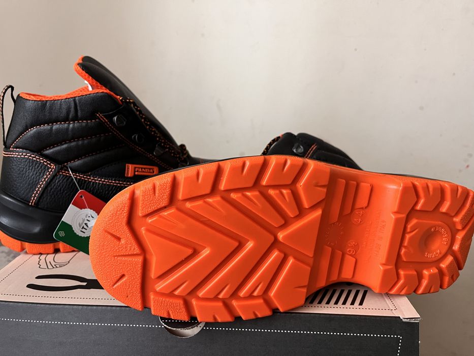 Работни обувки Панда!