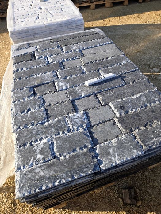 Гнайс облицовъчен камък подова настилка декоративен озеленяване тикли