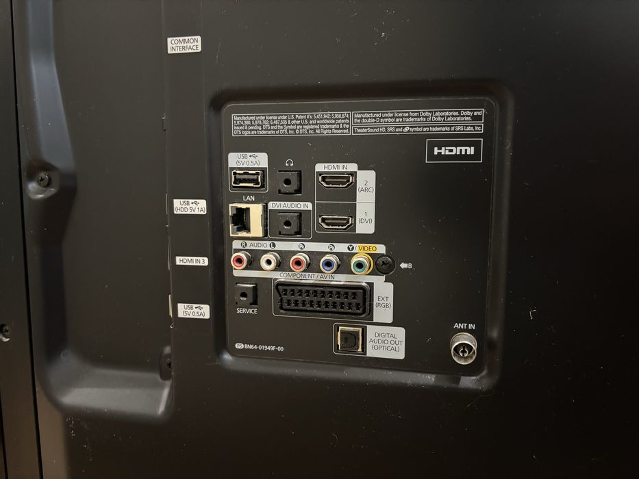 Продам смарт телевизор samsung