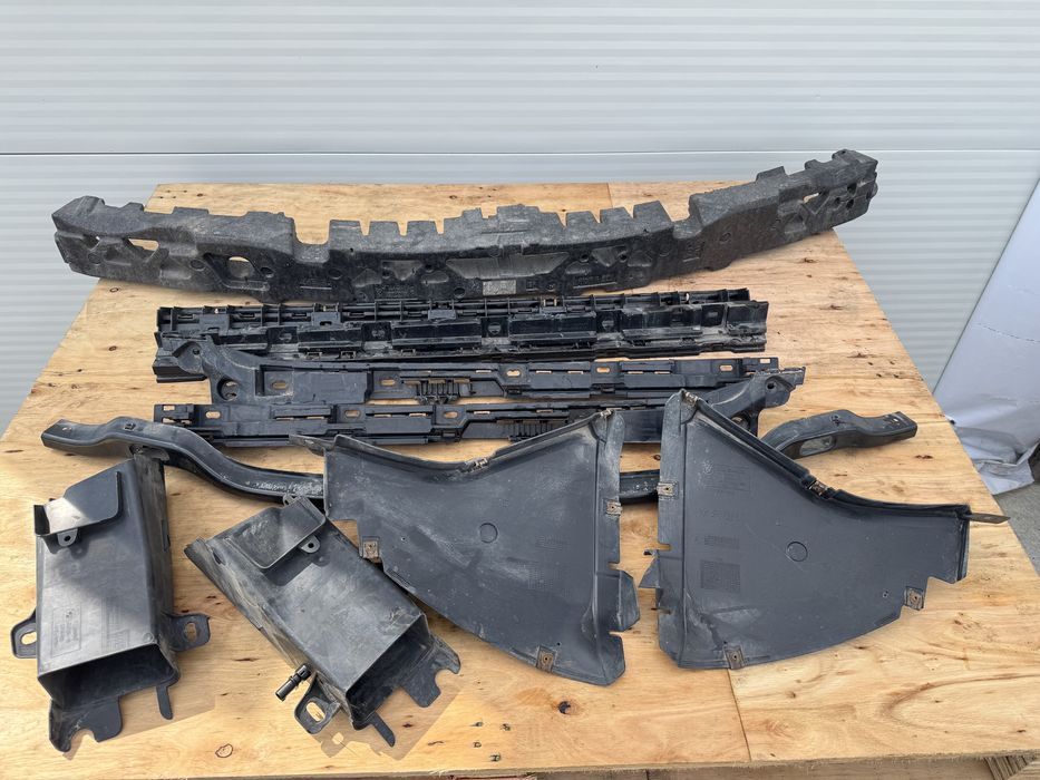 OEM M paket Оригинален М пакет F10 пълен комплект (20 части) или частично B39 Mineral Gray Metalic