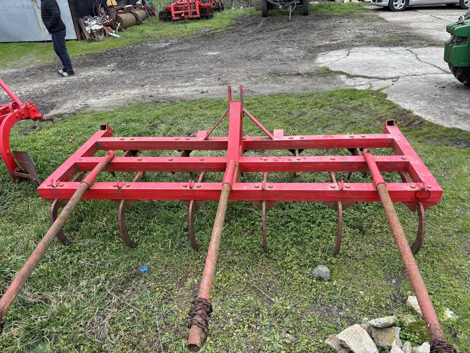 Продавам чизел 2.40см в добро състояние