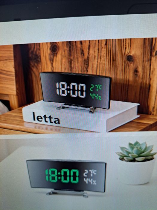 Чисто нов  електронен часовник