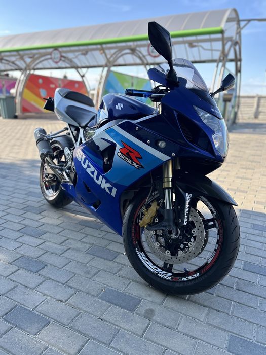 Suzuki gsxr k5 600