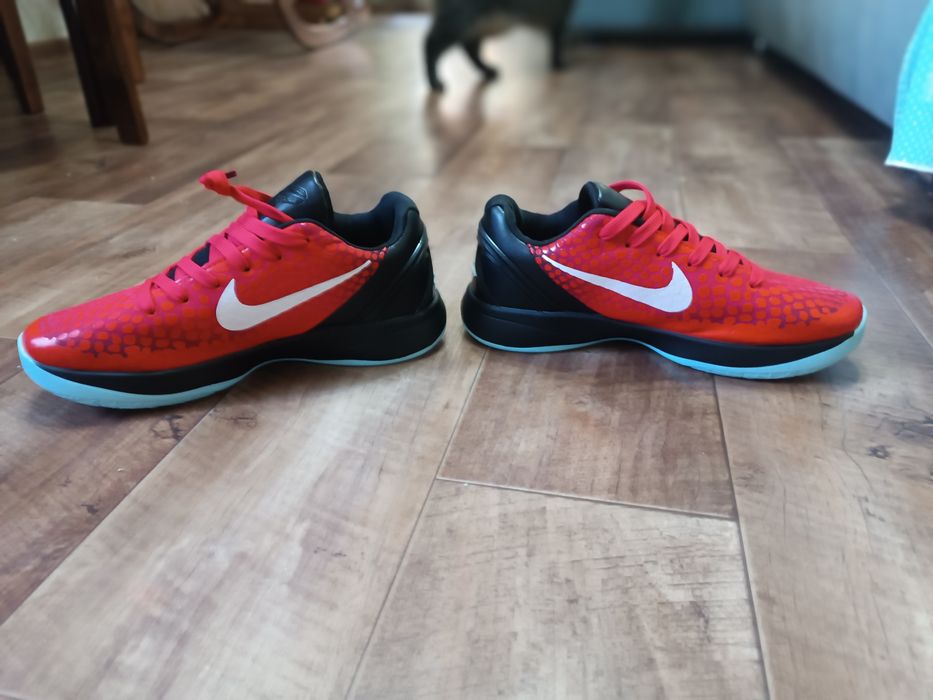 Баскетбольные кроссовки