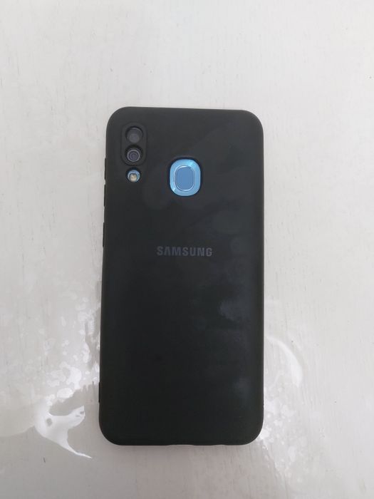 Самсунг А30 сатылады