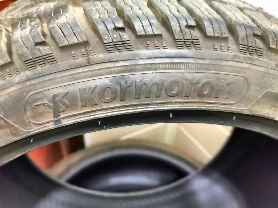 Зимни гуми 225 40 18