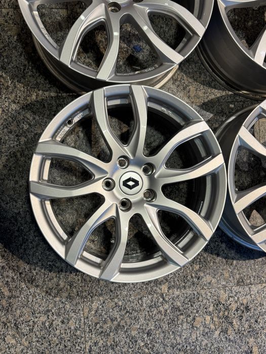Jante Aliaj 17 5x114.3 Renault Megane Espace Kaptur Talisman Arkana