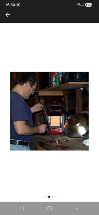 Incalzitor pe gaz portabil Buddy Mr Heater, 2.65kw, Negru/Rosu