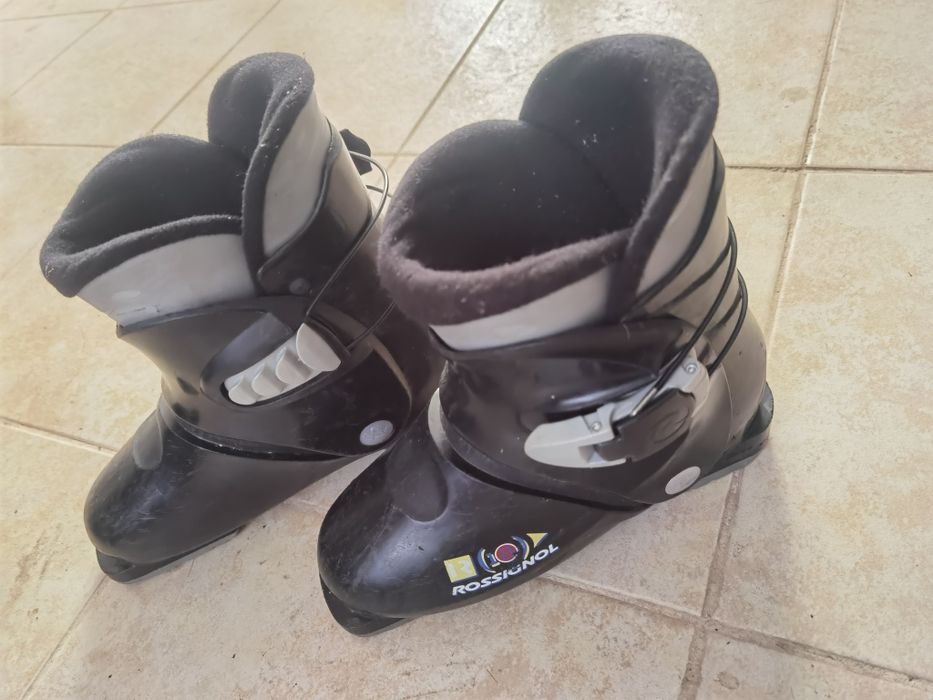 Детски ски Rossignol, ски обувки и щеки