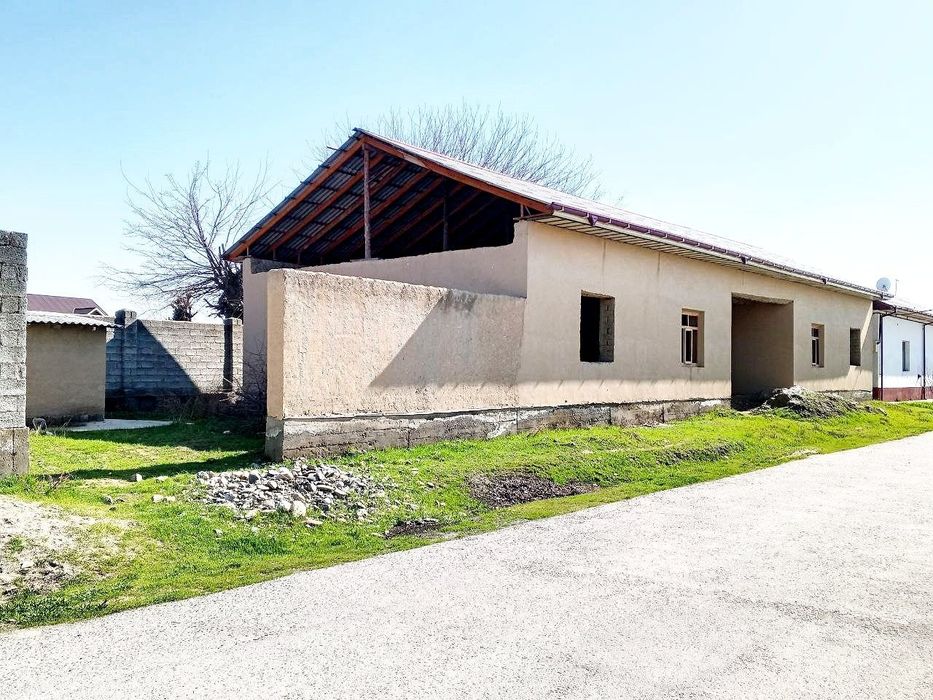 Чархин Посгаи Балхиён маҳалласи ховли сотилади