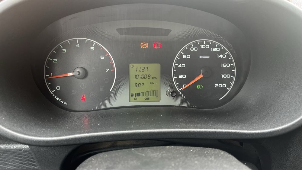 Машина лада гранта 2018