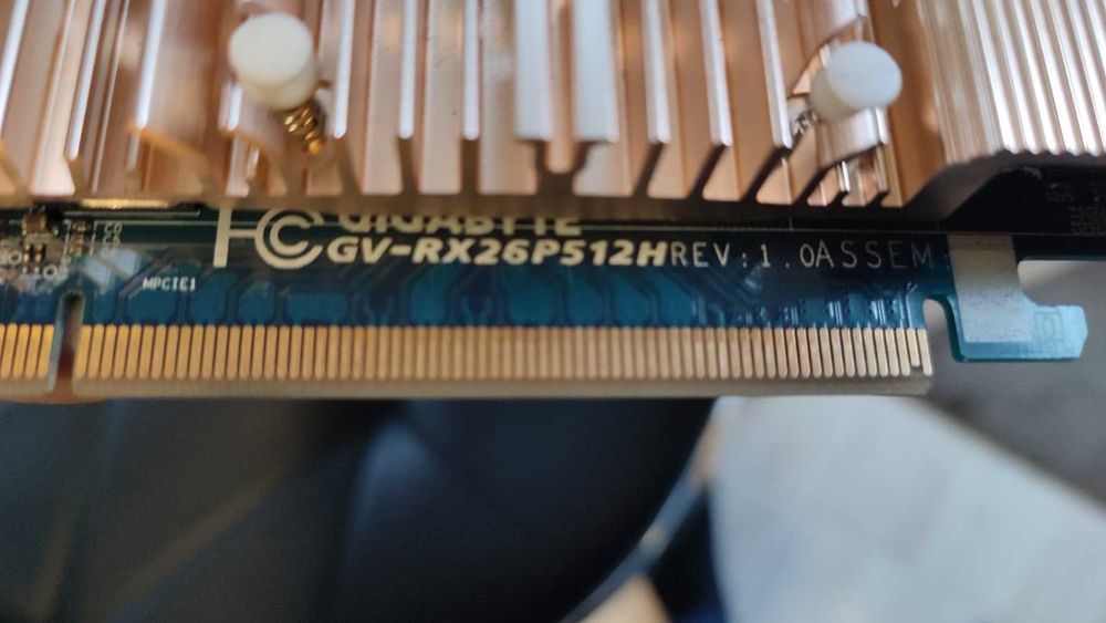 Видеокарта ATI Radeon HD 2600 Pro GPU