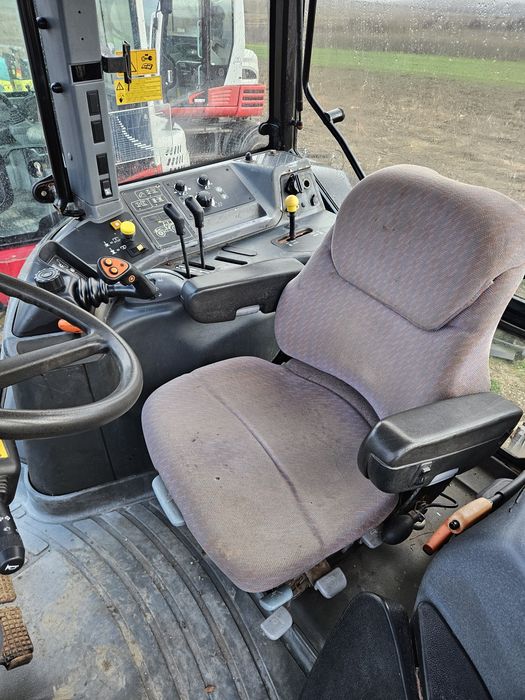 Tractor new holland