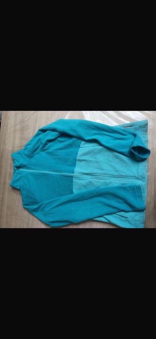 Отдам вещи  даром