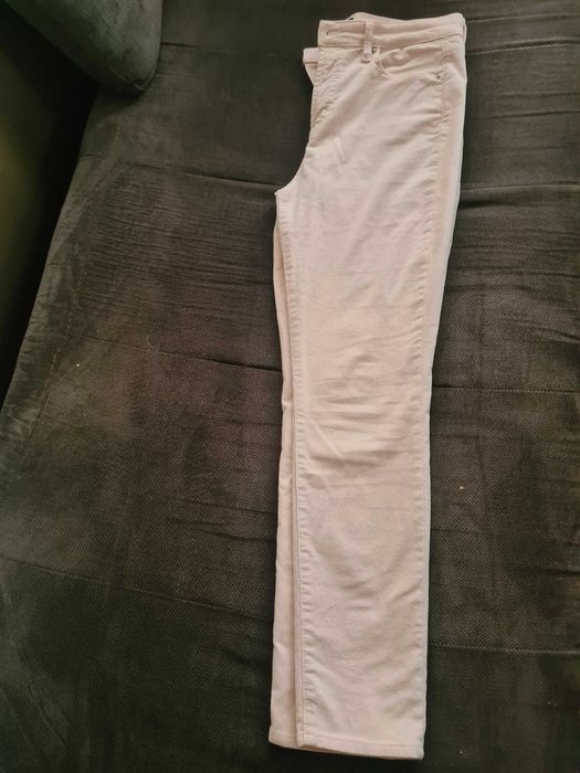 Розови джинси GAP